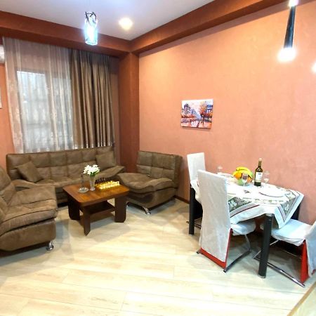 Metta Tbilisi Apartment Exterior photo